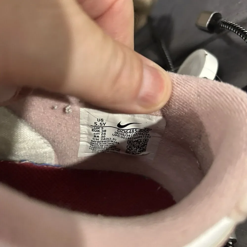 Nike little distressed
